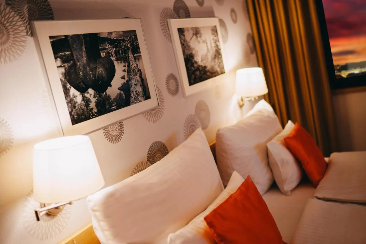 ****  Iris Hotel Eden - Czech Leading Hotels Praga Repubblica Ceca