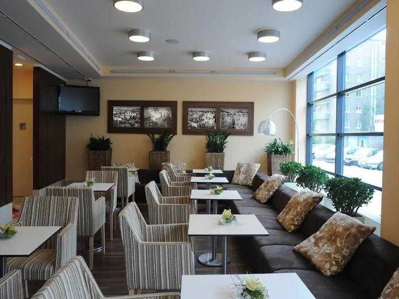Iris Hotel Eden - Czech Leading Hotels Praga 4*,