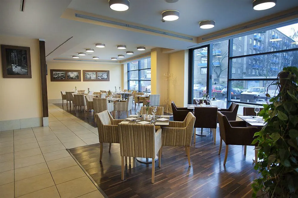 Iris Hotel Eden - Czech Leading Hotels Prag 4*,