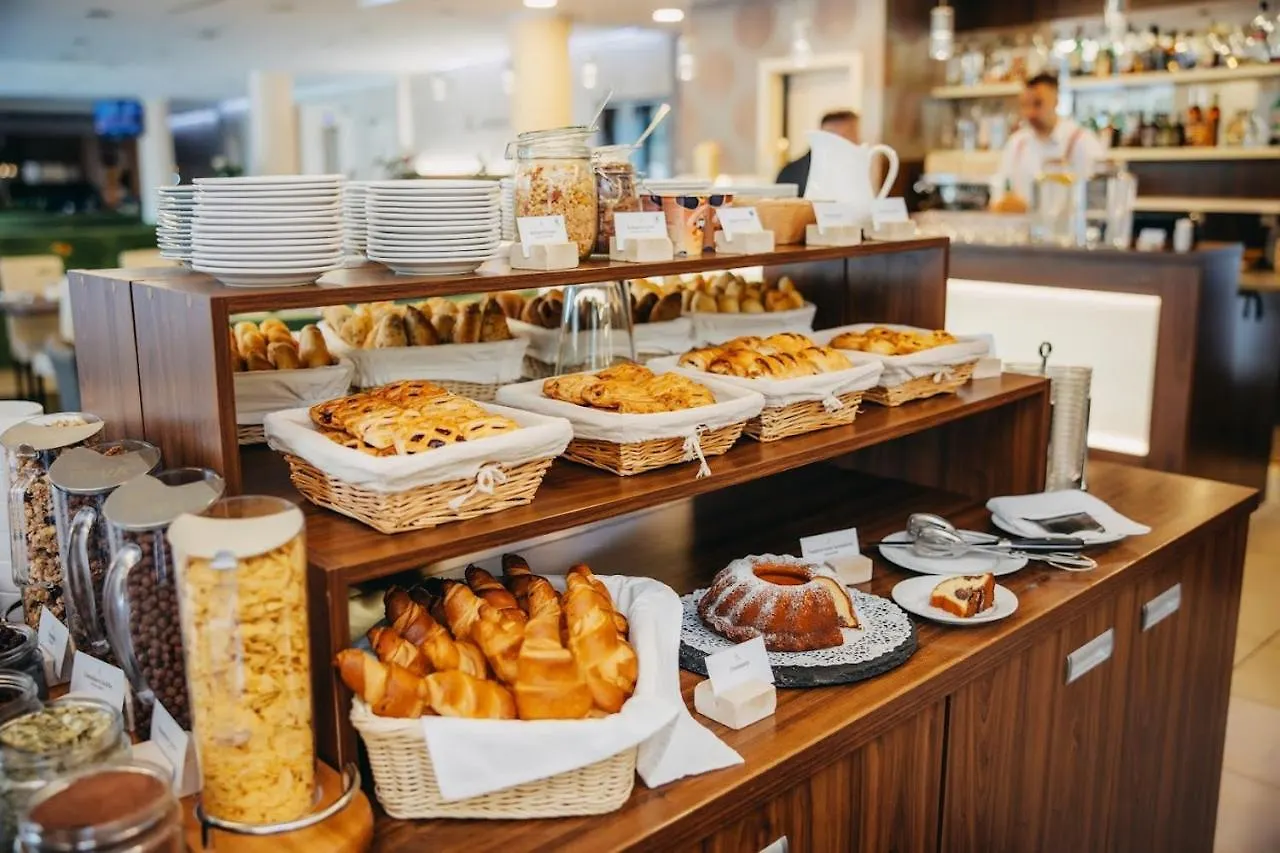 Iris Hotel Eden - Czech Leading Hotels Praha
